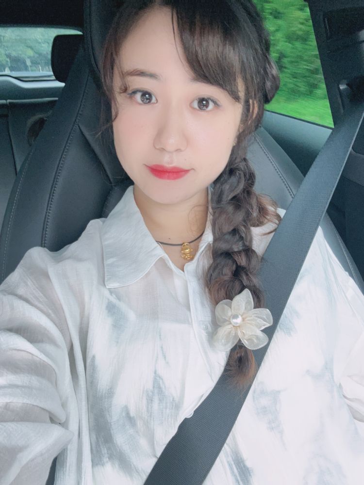 胡洁老师